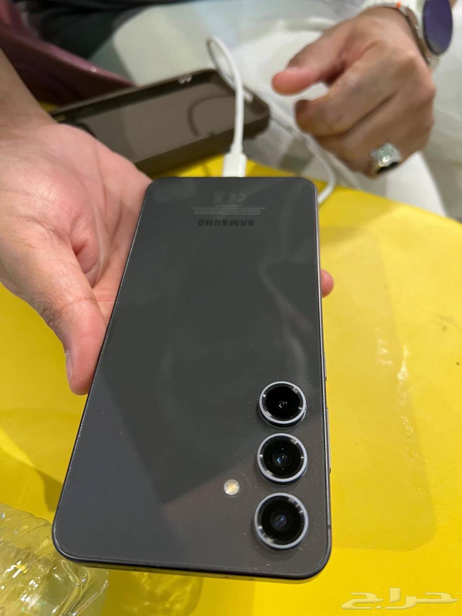 جلاكسي اس 24 اف ايه64578228948611113