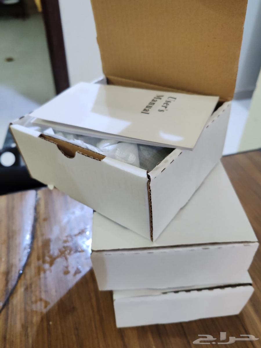 3 barcode reading devices, price 500 riyals, no split64575890797186112