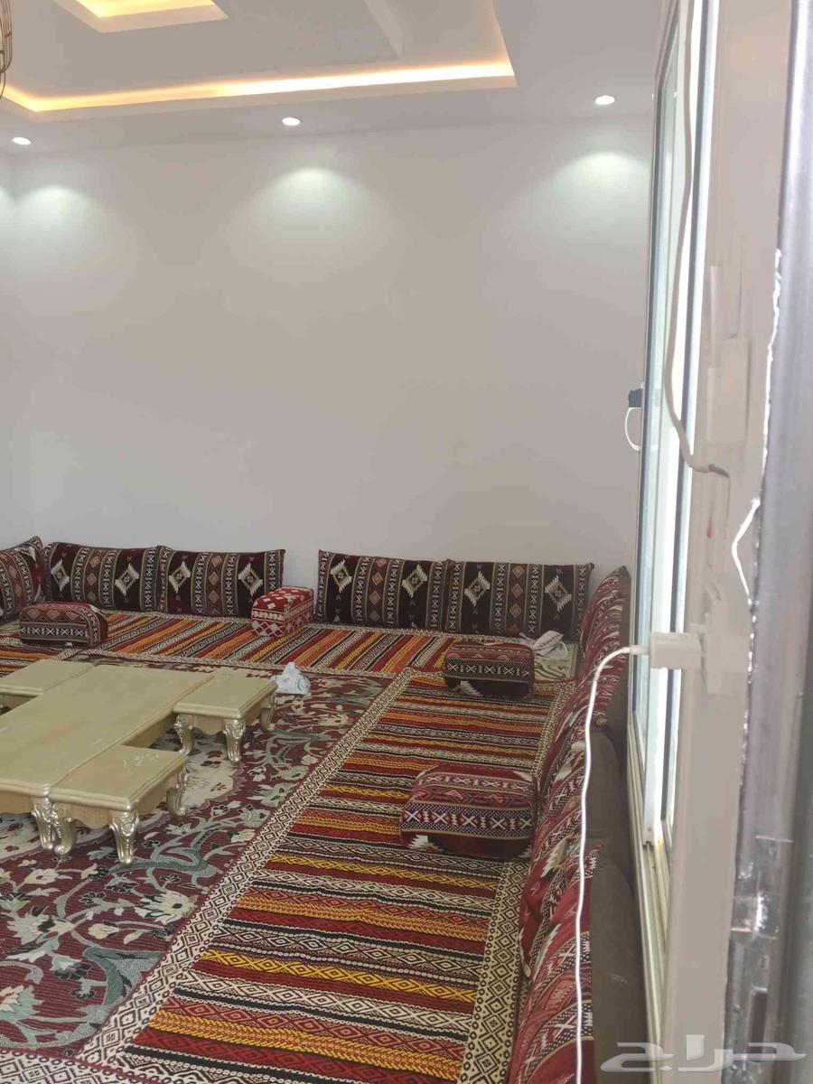 Monthly rental rest area on Medina Road, bachelors only, contact person at 0551070264145509367042111