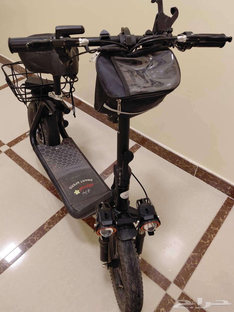 اسكوتر كهربائيه للبيع64577472239234111
