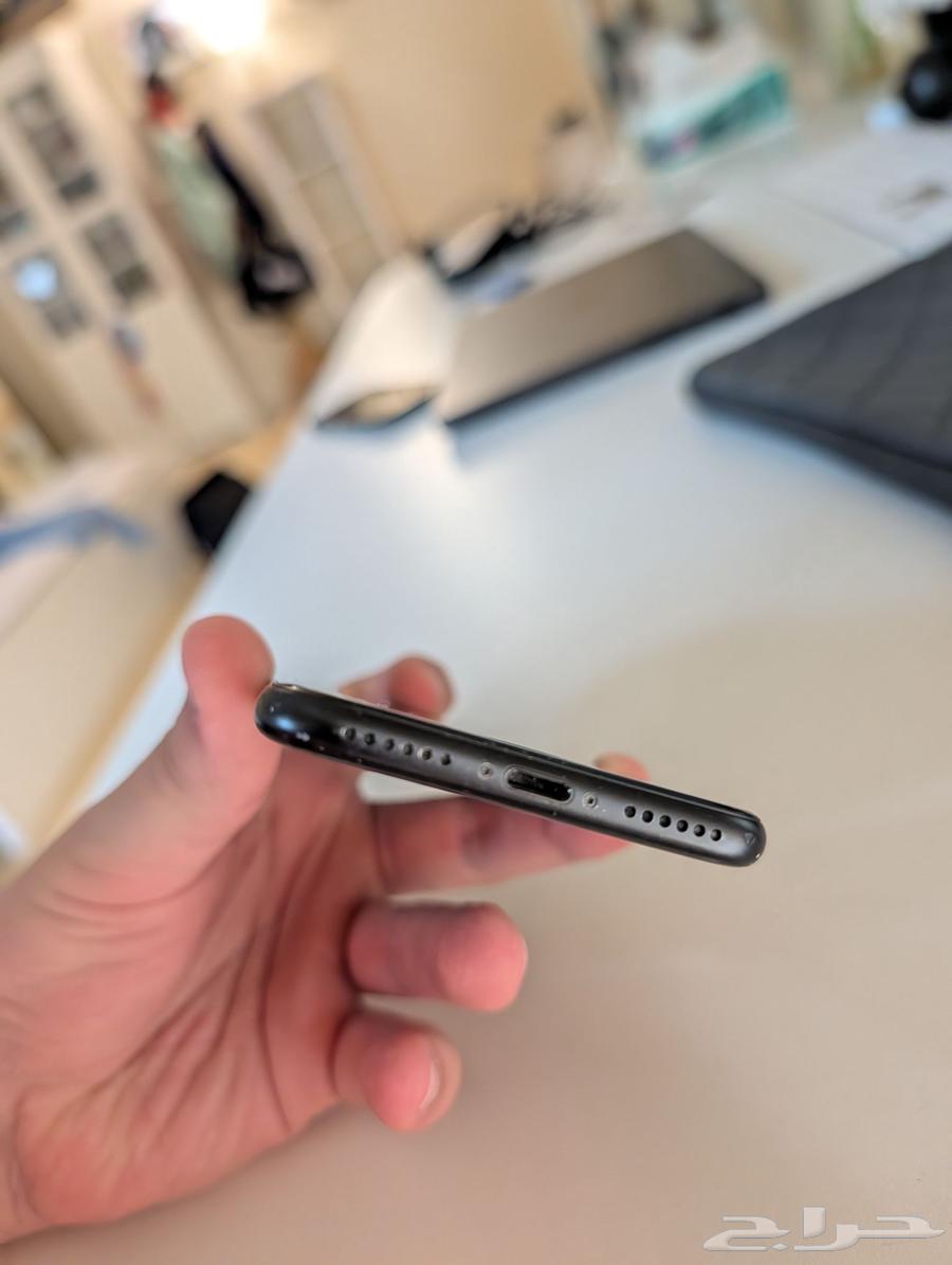 ايفون SE الاصدار الثاني اسود 128 جيجا64576214125697111