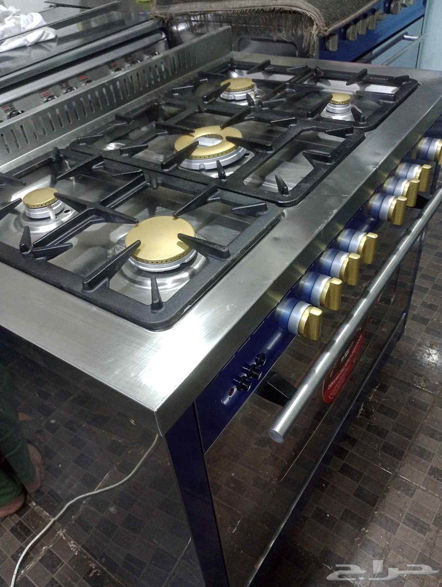 Italian genuine gas Glime oven for sale, size 60x100, available at the store in Jeddah64572229337601111