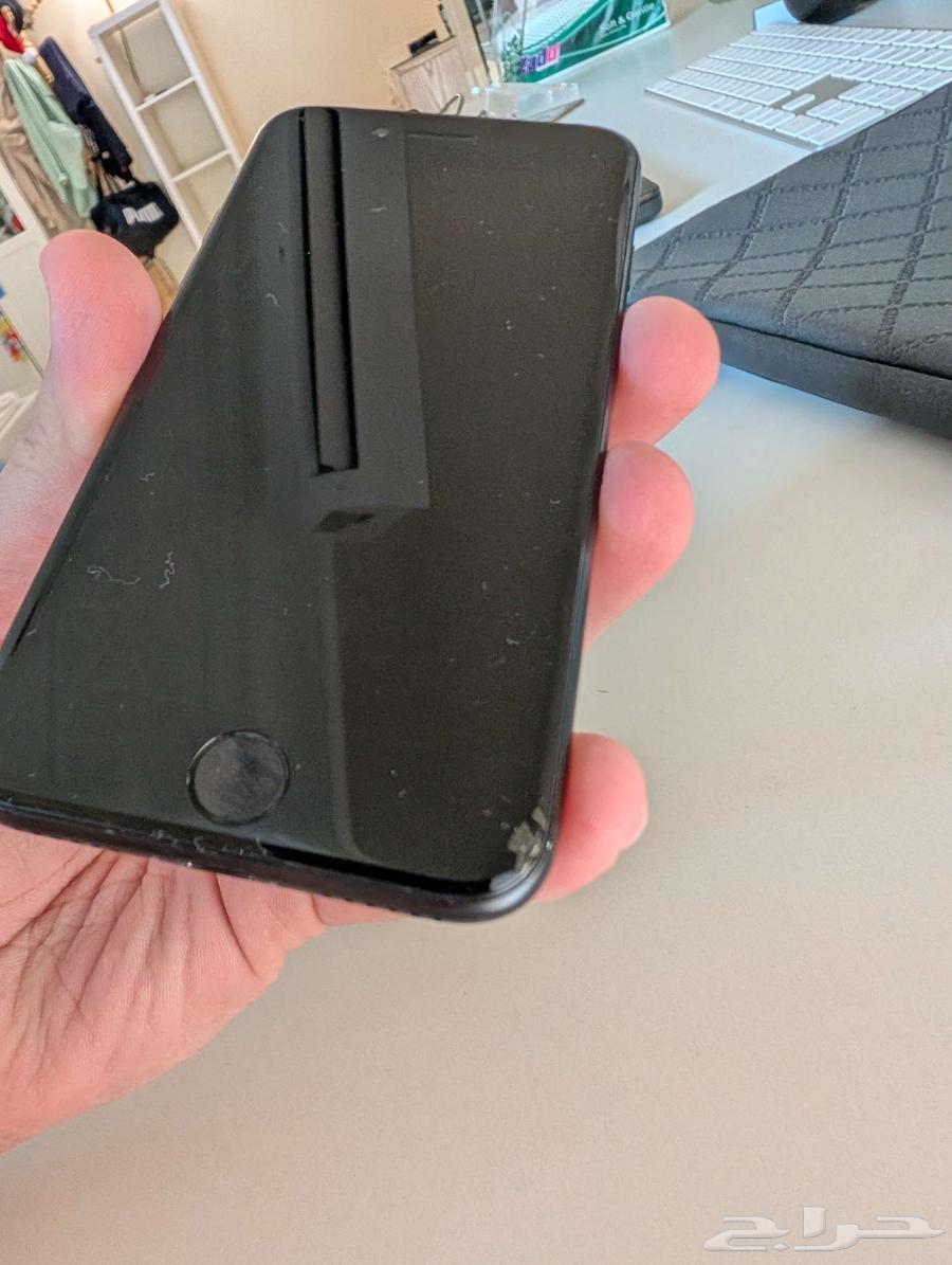 ايفون SE الاصدار الثاني اسود 128 جيجا64576214125697113