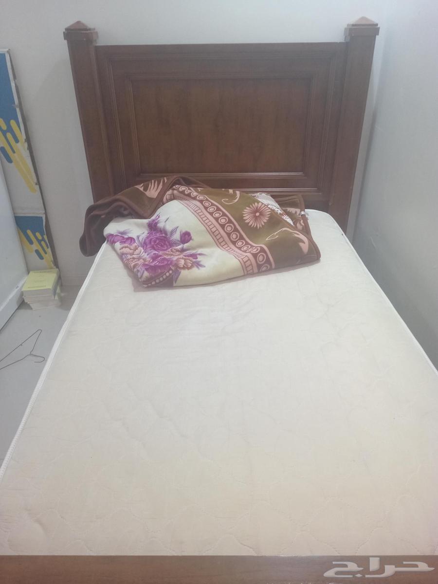 سرير - دولاب - غسالة - 2 طاولة ايكيا64573629449475110