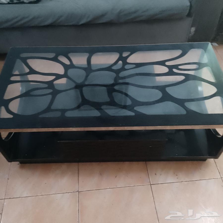 للبيع طقم كنب مع طوله تليفزيون جديده وطوله ثانيه64577064399619114