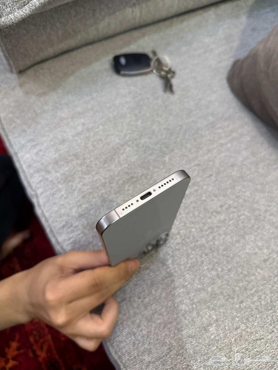 ايفون 15 برو ماكس البطاريه 92 الذاكره 25664577559233155114
