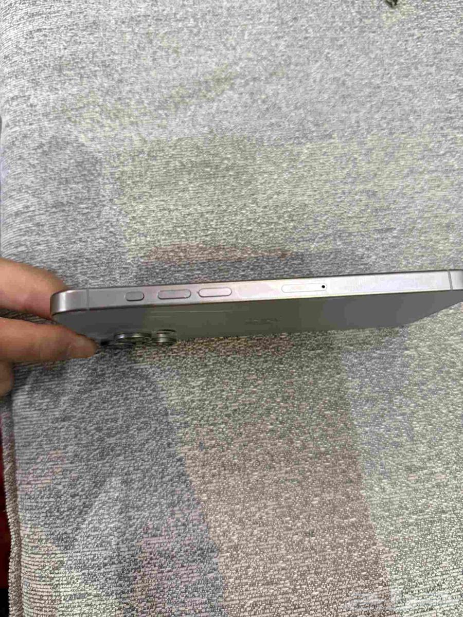 ايفون 15 برو ماكس البطاريه 92 الذاكره 25664577559233155111