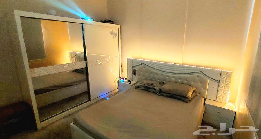 اثاث للبيع العاجل64575601335298110