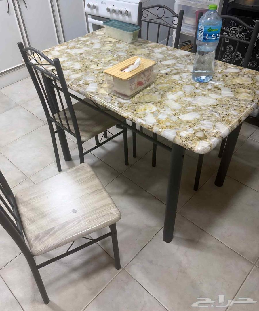 طاولة مطبخ64574915973506110