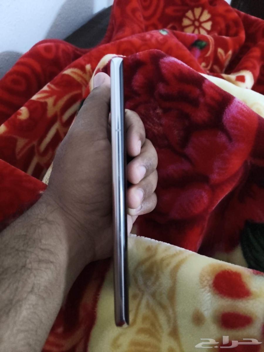 هواوي بي 50 برو حالة مستعملة ولكن مع علبة الهاتف الجديدة والشاحن64576841352065113