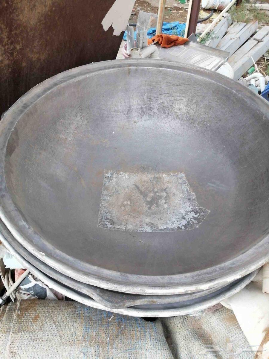 ثلاثه قدور رز بخاري 1 متر. للبيع64577444268162113