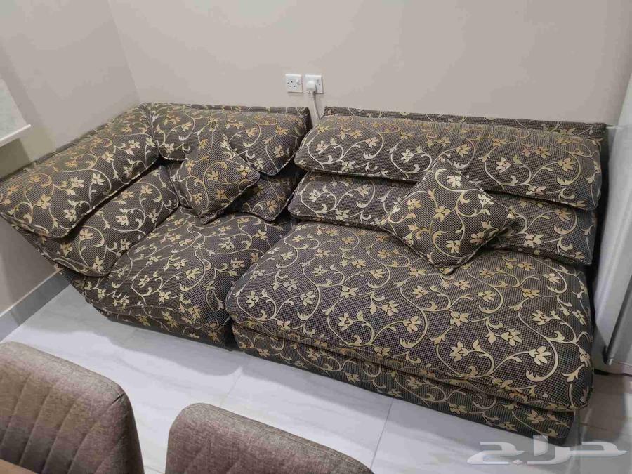 طاولة مكتب زاوية مجلس بحالة جيدة64577866240898111