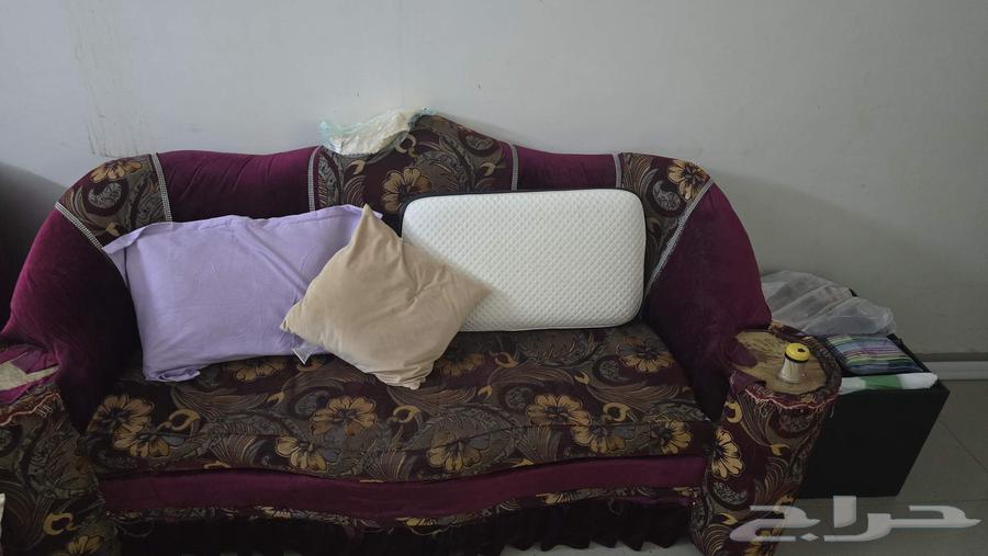 أثاث لمن يريده مجانا64574047789315111