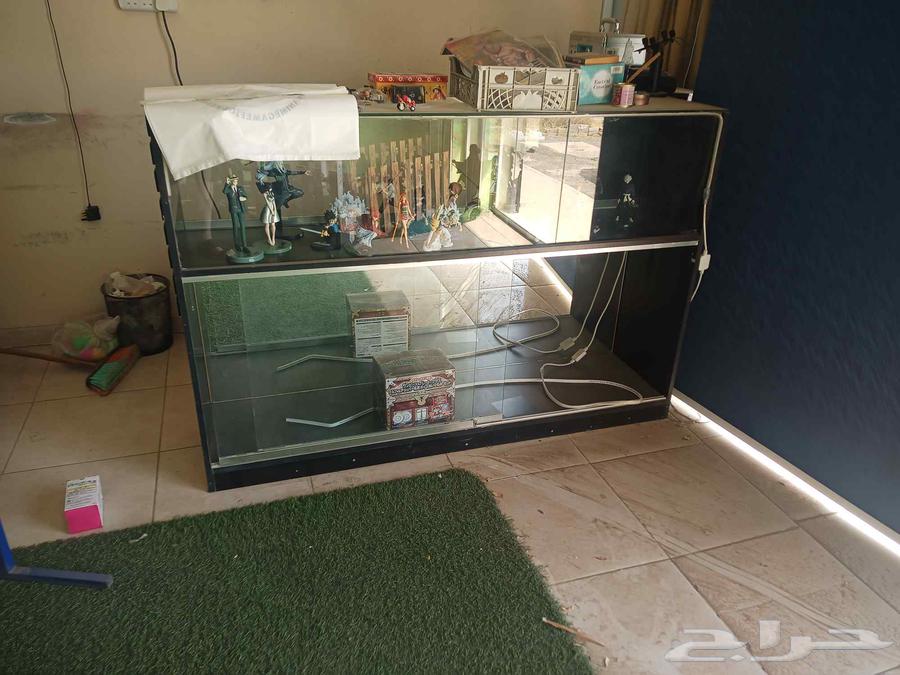 دواليب عرض زجاج وخشب اسود وكاونتر عرض للمحلات64574734050433111