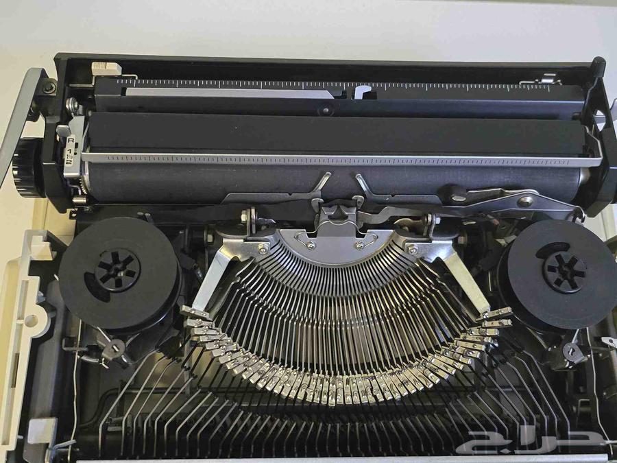 آلة كاتبة فنتج64574579466625110