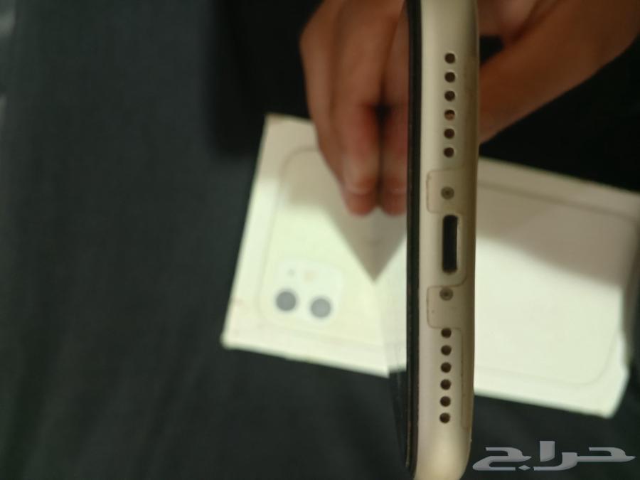 ايفون11مقفل ايكلاود شرط لم ينفك أبدا ولا به كسر و لله الحمد64577332433666113