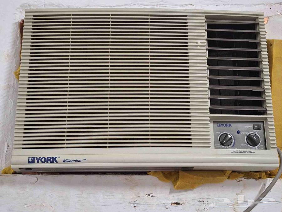 مكيف شباك أمريكي اخو الجديد سعر الشراء 1800والبيع على السوم64575237967233110