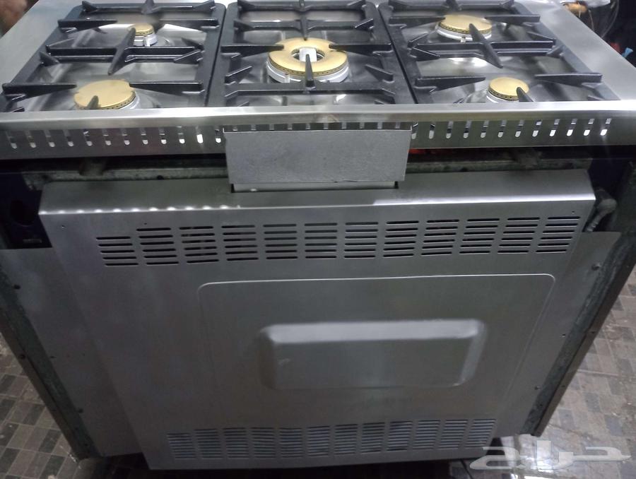 Italian genuine gas Glime oven for sale, size 60x100, available at the store in Jeddah64572229337601112