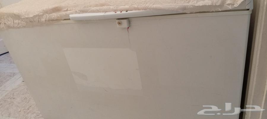 فريزر للبيع بحالة جيدة64567975206530110