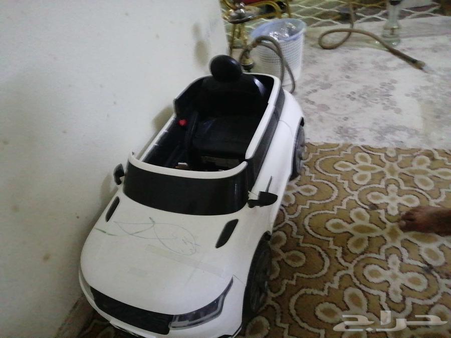 Semi-new kids' hair clipper car, I want a base where the battery fits64571464793603111