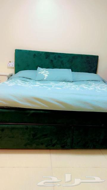Double bed from Home Box, mattress made in Oman, national headboard, two side tables64575489664897113