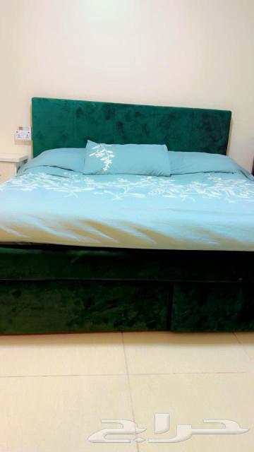 Double bed from Home Box, mattress made in Oman, national headboard, two side tables64575489664897111