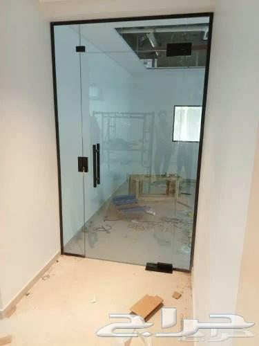 فني تركيب زجاج سكريت وتركيب المكاتب والشاورات64241847346946111