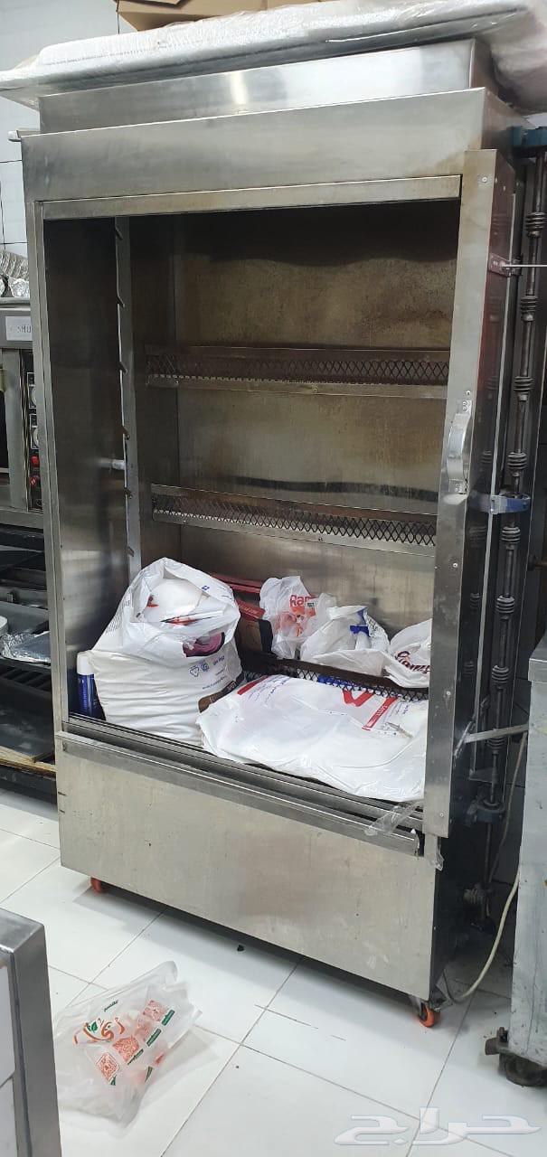 اغراض مطعم ثلاجة و فريزر وماكينة بروستد وجريل وفرن وقلايات64575670993923112