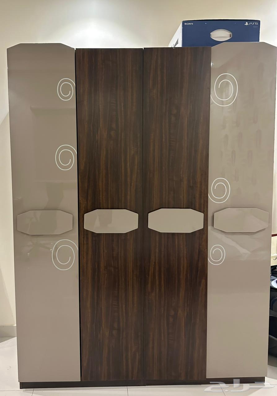 غرفة نوم للبيع شبه جديده64575028360193110