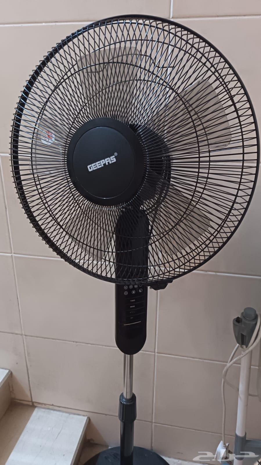 اجهزة كهربائية للبيع بحاجة الى صيانة64578479831939110