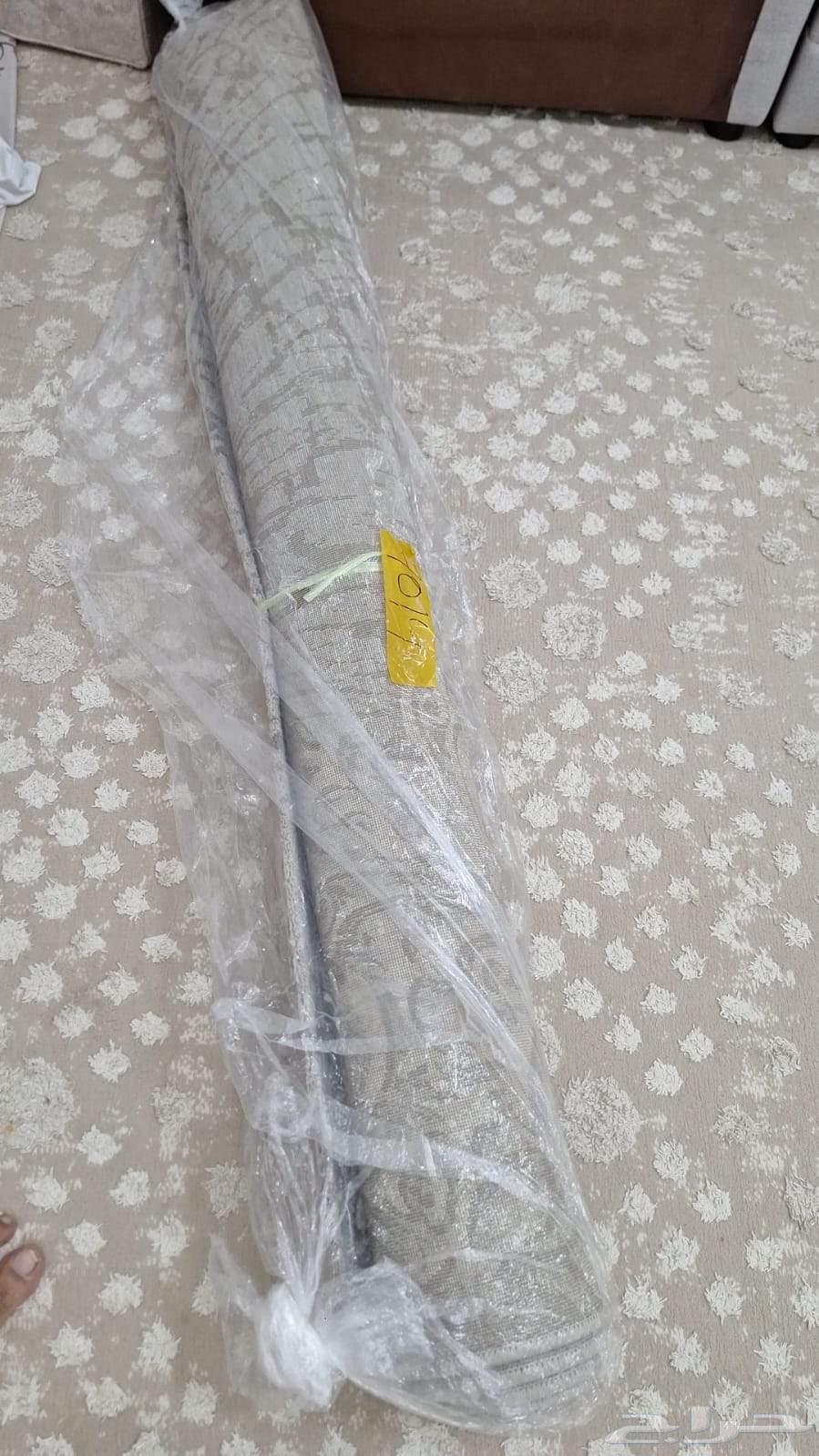 يوجد لدي كنب نظيف جدا جدا بحاله ممتازه مع الفرشه64574901977602110