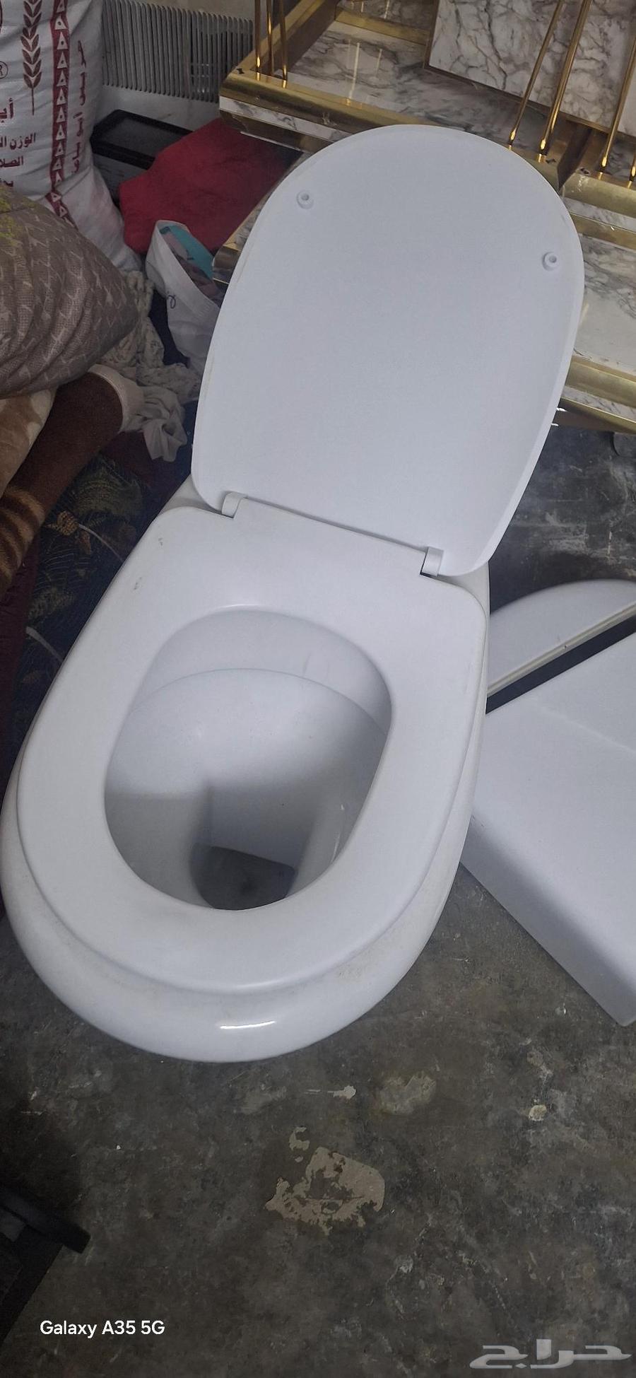 مغسله عدد2 وكرسي افرنجي64579609401474111