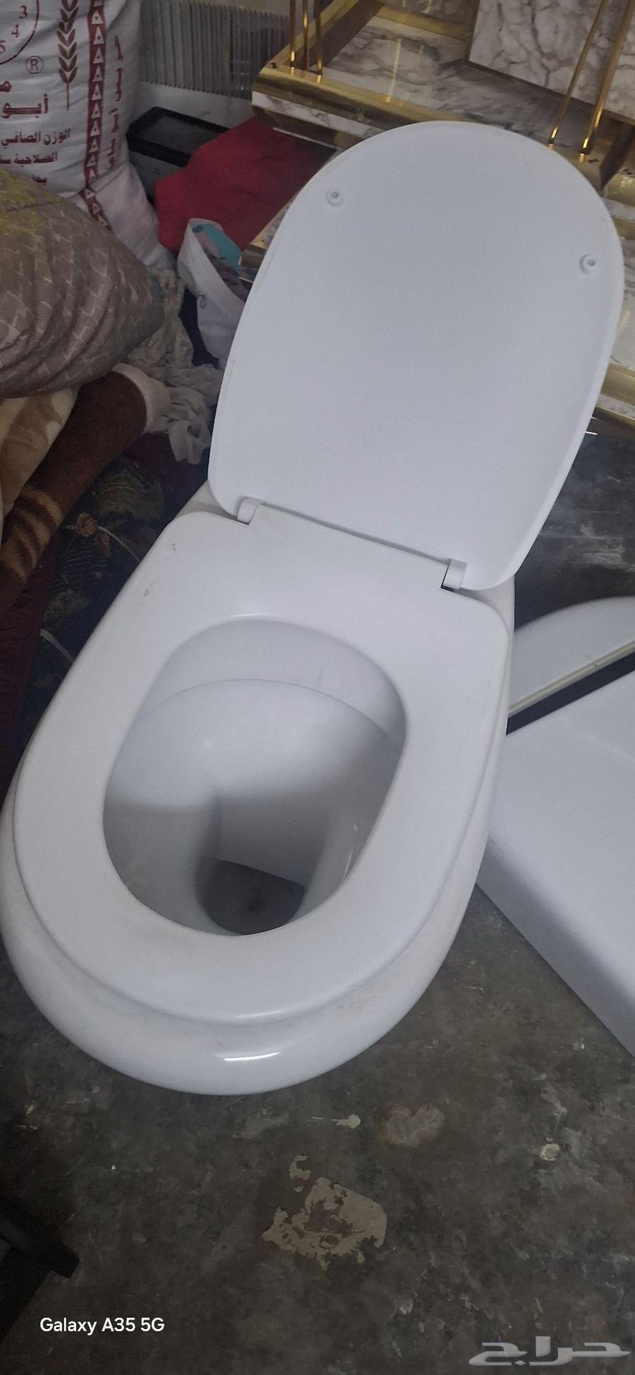 مغسله عدد2 وكرسي افرنجي64579609401474112