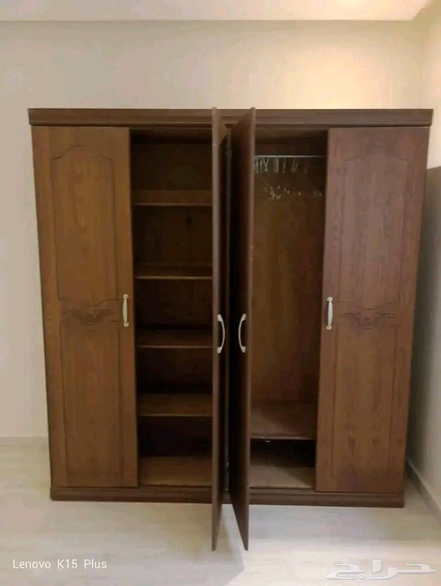 دولاب متين جدا وواسع بي 350 ريال ... وصفرة كبيرة 6 كراسي بي64579239116929112