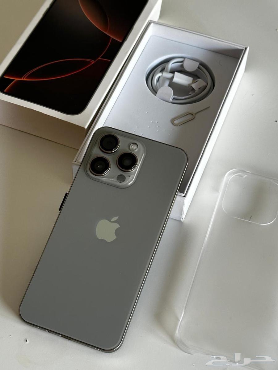 للبيع ايفون 256 جيجابايت - نسخة صينية iPhone 16 Pro Max64578103292290111