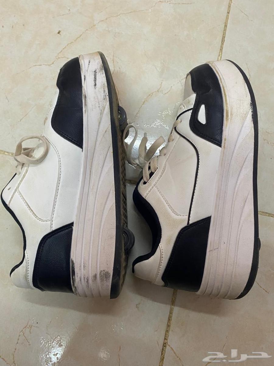 Heels with straps and without straps64576868785923110