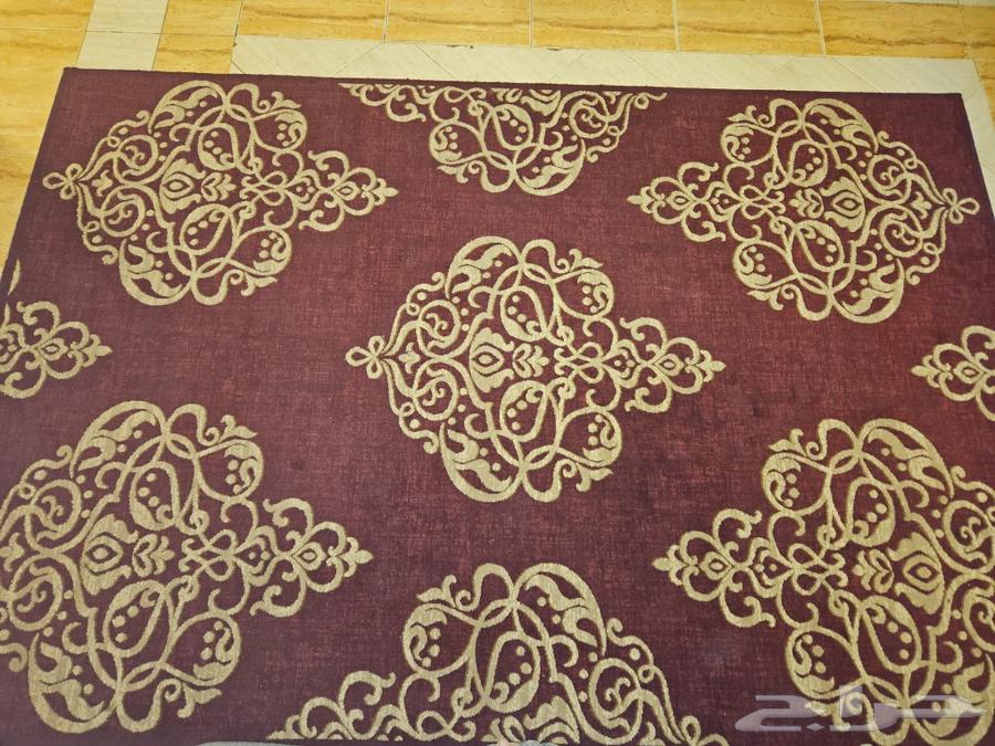 Three-seat sofa and carpet64584050209923110