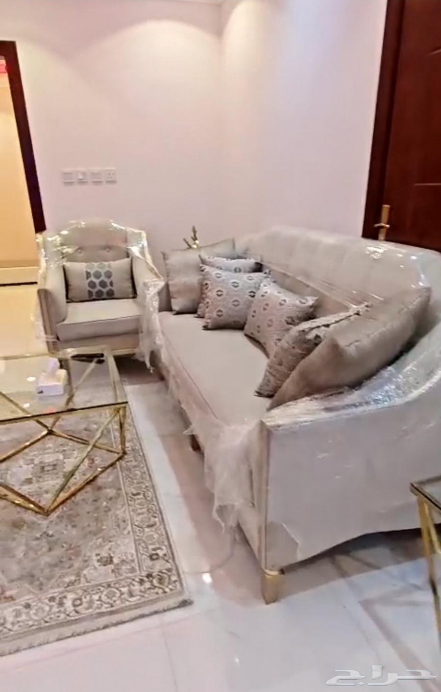 7-Person Sofa with Table Set64559435672577114