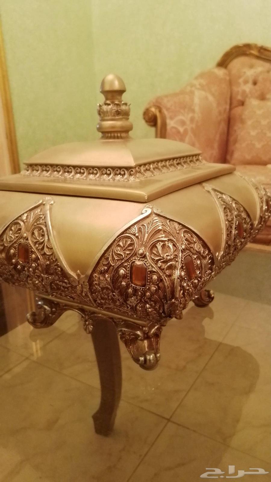 مجموعة من التحف للمجالس من ايطاليا اليابان والصين64582201042561114