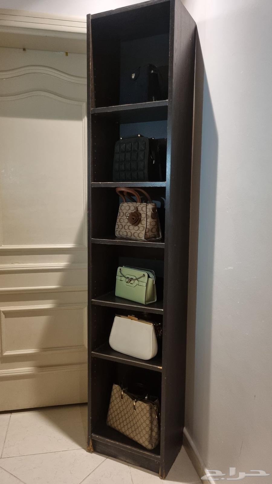 رفوف ومدخل و خزانه للتخزين64586364496770111