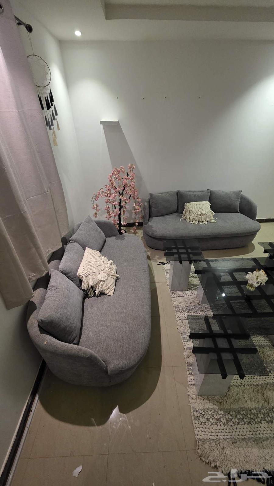 Writers and a table64587034774530110