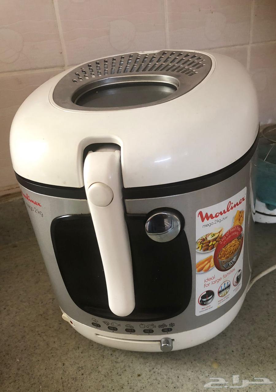 Selling a 24,000 BTU window air conditioner, a refrigerator needing a timer, and a nearly new deep fryer64580254169474114