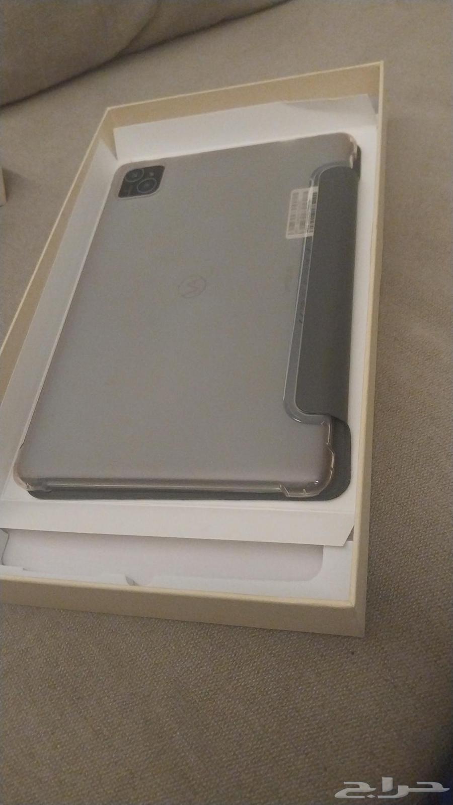 تابلت بيع من 700 ريال الا الف وقابل للتفاوض64586289247746111