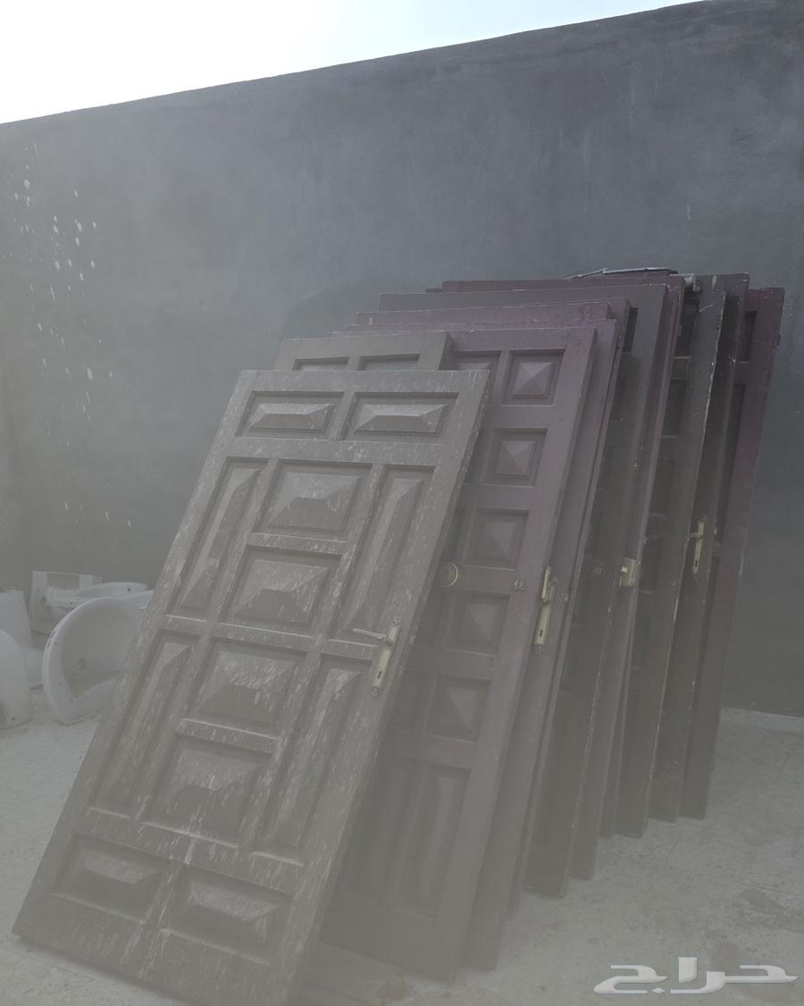 أبواب خشب مستعمله وأحواض مغسله وكراسي أفرنجي64581279030019111