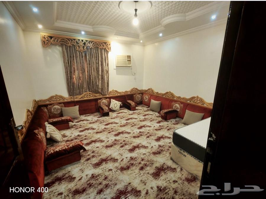 مجلس ومقلط64580116491906111