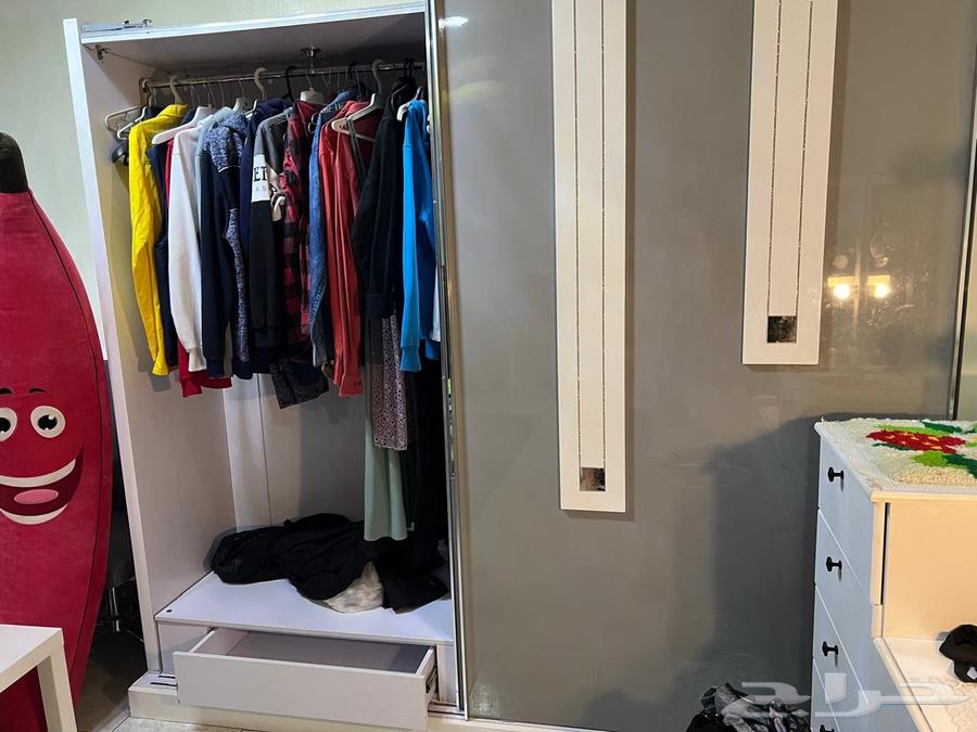 دولاب ملابس ابواب سحب للبيع نظيف شبه الجديد64510817426307114