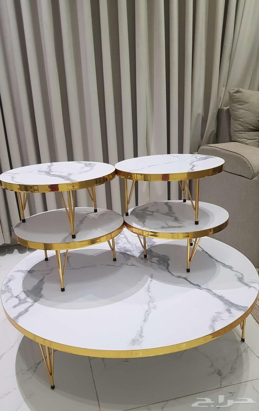 طاولات للبيع64585082012547110