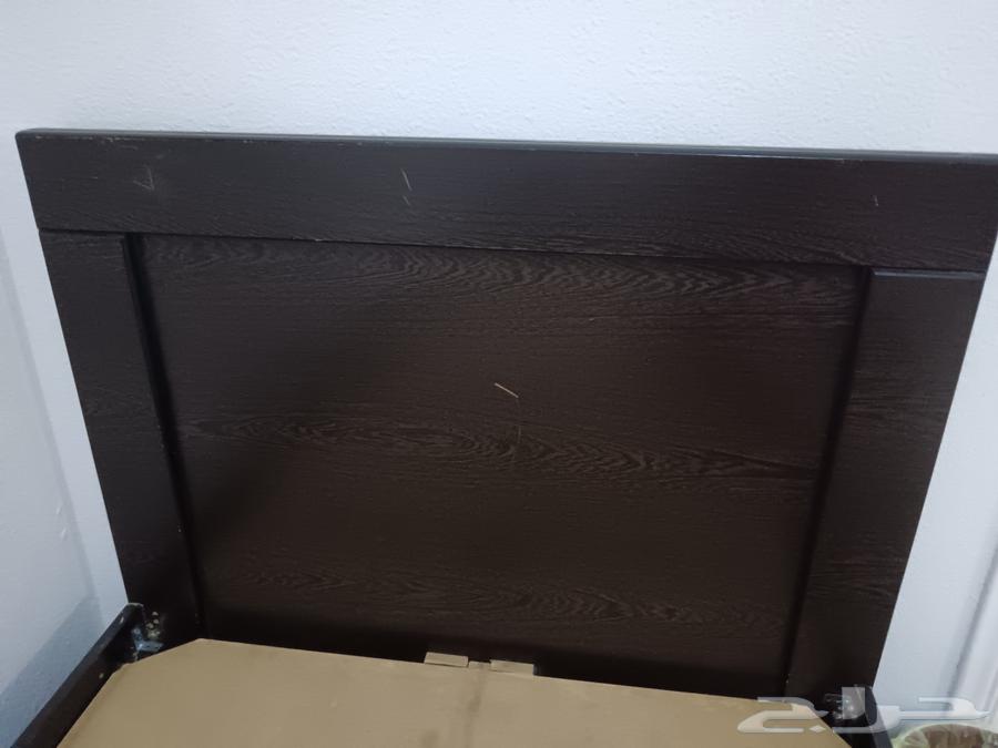 2 double wooden bed used with 4-panel folding door, almost new64584050166787111