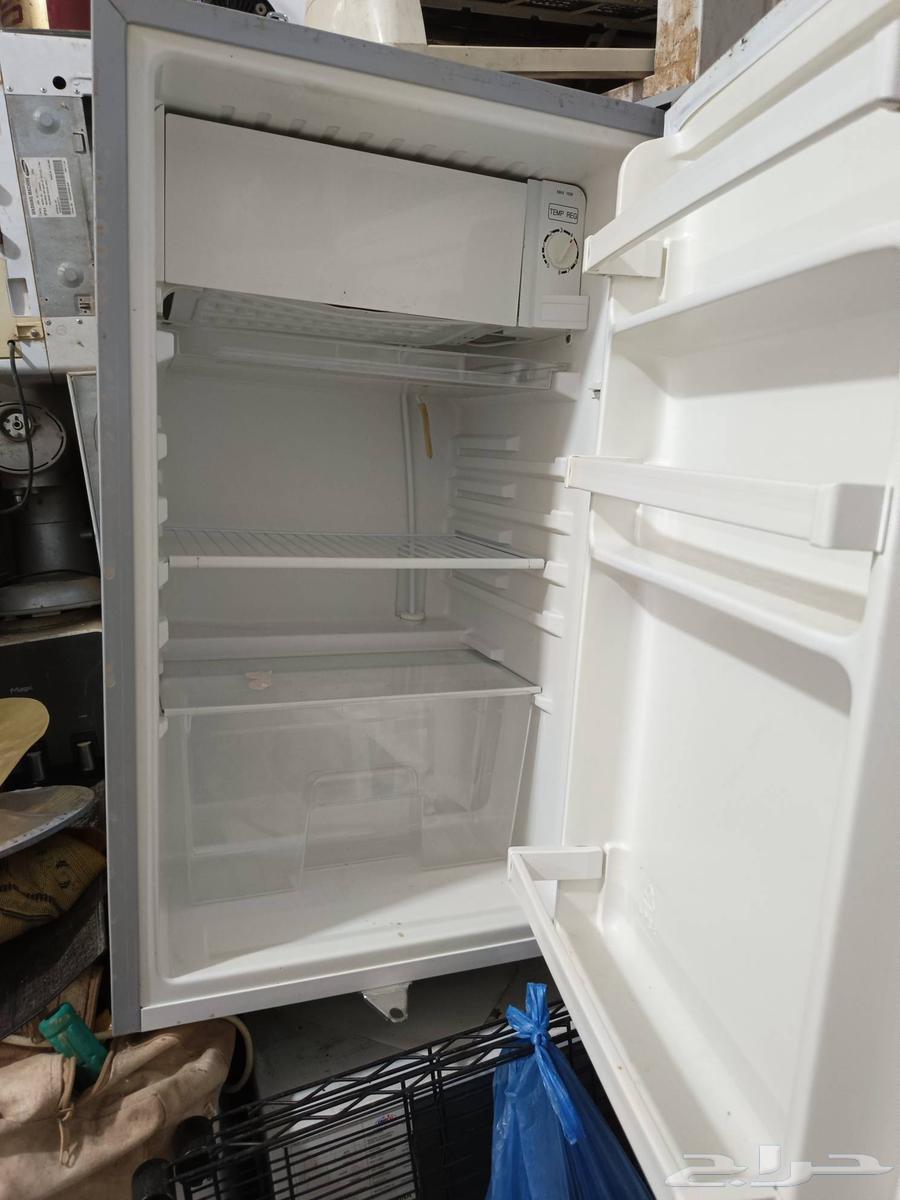مكيف و ثلاجة صغيرة للبيع64582020975874112