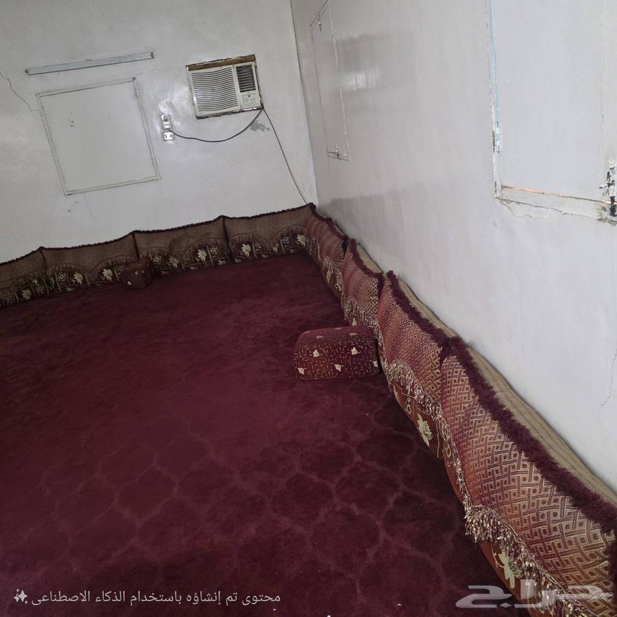 مساند لمجلس الرجال .. وطقم لصاله او غرفه نساء64581210547969111